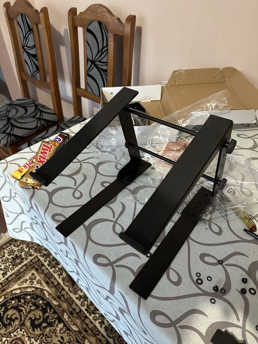 Підставка для ноутбука Millenium Laptopstand Clamp