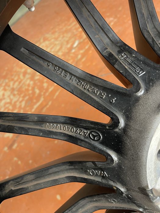 Диски Мерседес AMG. R20  Різноширокі