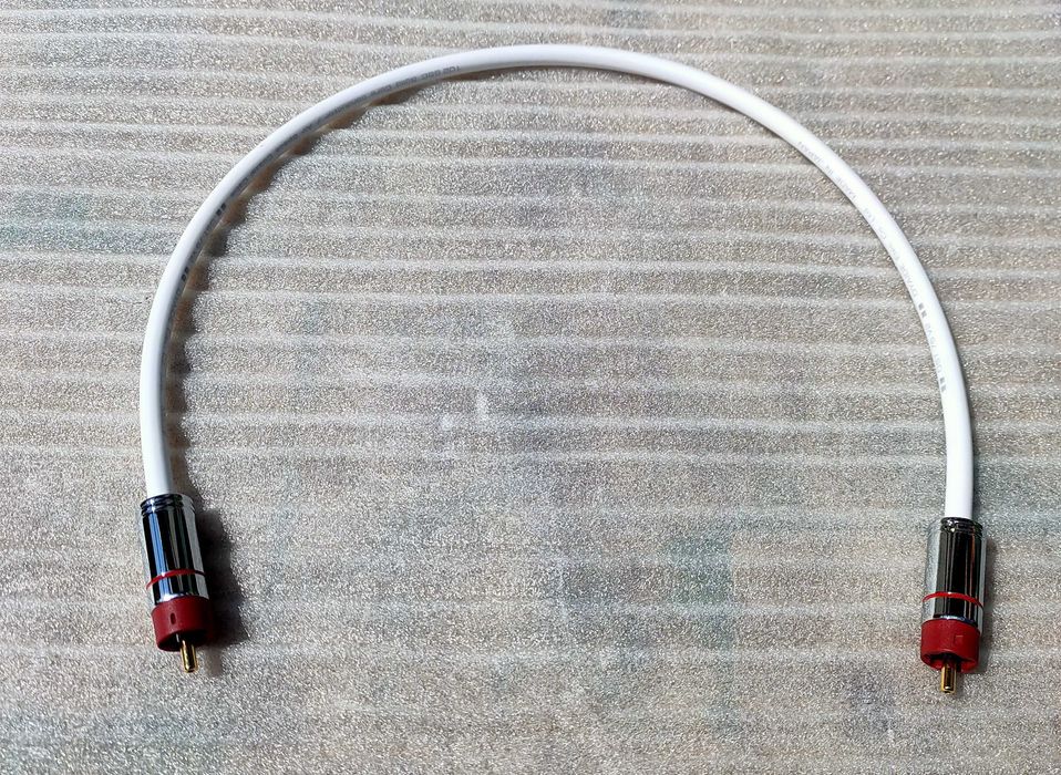 Цифровой коаксиальный кабель Coaxial USB A - B Oyaide DST-75R Niotech