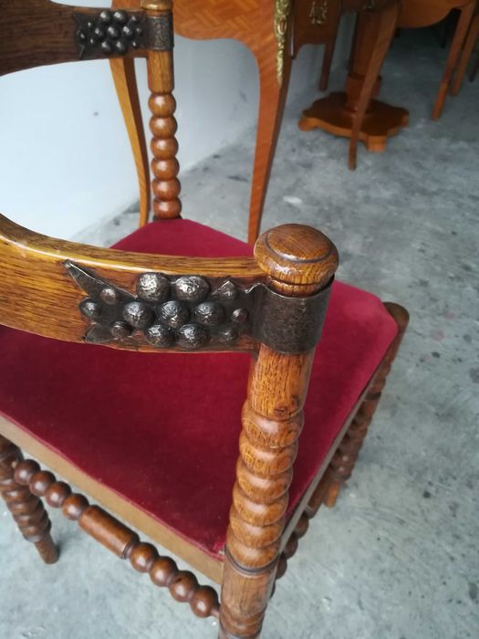 Krzesło rogowe  stylowe