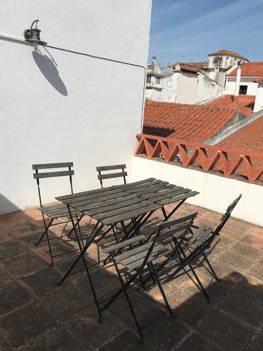 Quarto Largo dos Mercadores Évora