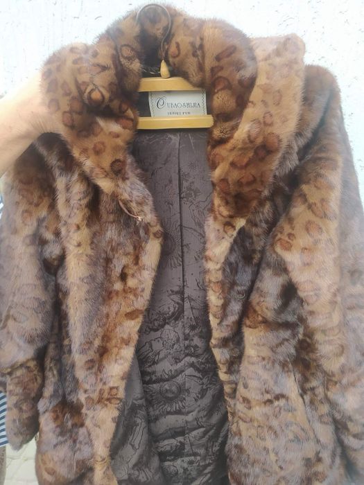 Продам норковую шубу