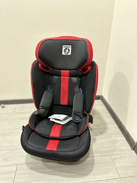 Автокрісло peg pegero 9 міс - 12 років