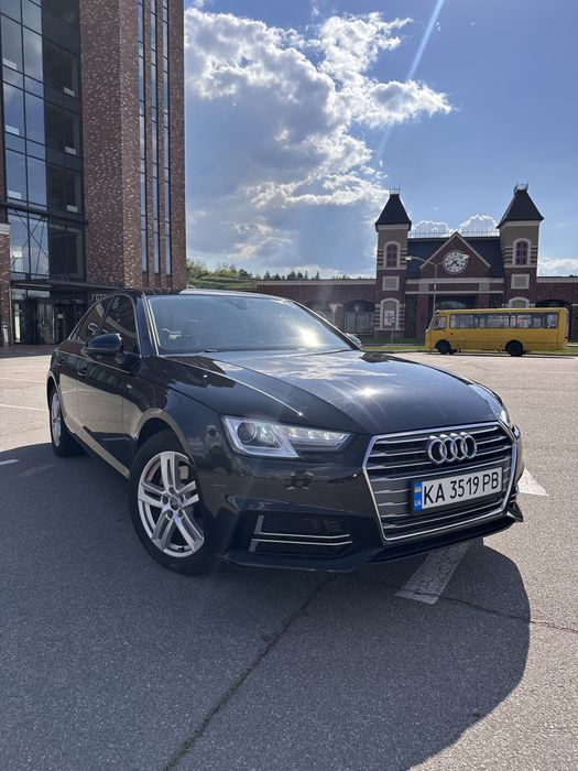 Audi A4 2019 Premium