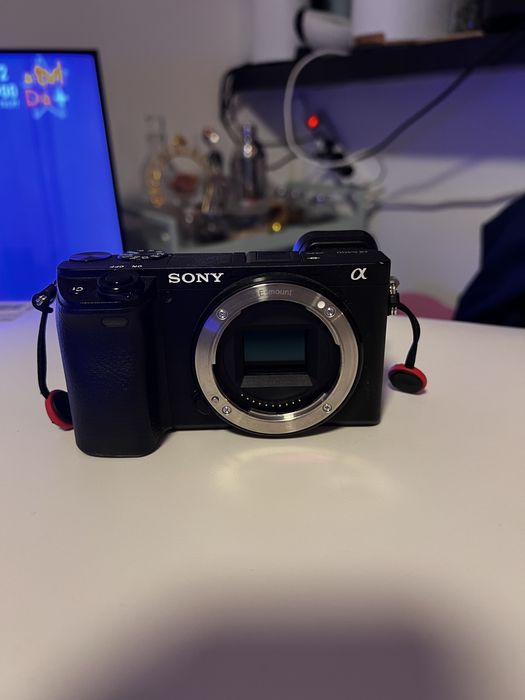 Câmara Mirrorless Sony alpha 6400