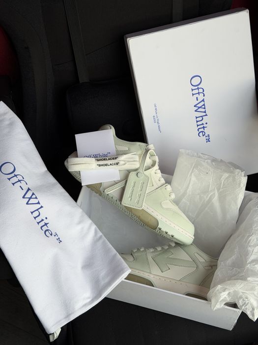 Off -white Out of Office размер 38 состяние 10/10