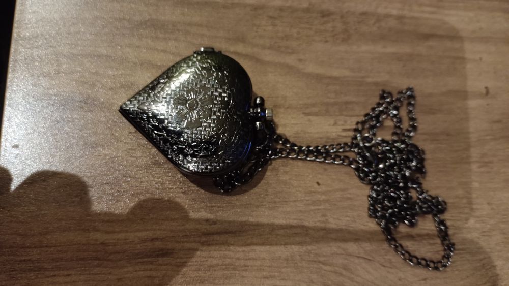 Zegarek na łańcuszku kolekcjonerski