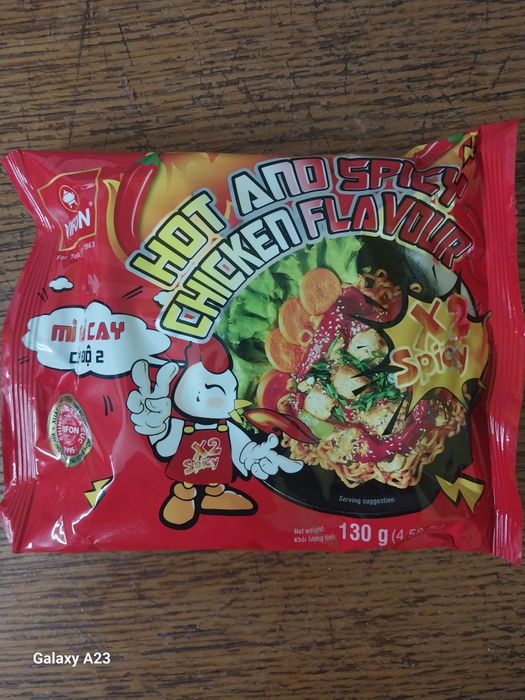 Продам.Локшина рамен гостра Vifon Hot & Spicy Chicken Flavour 2x Spicy