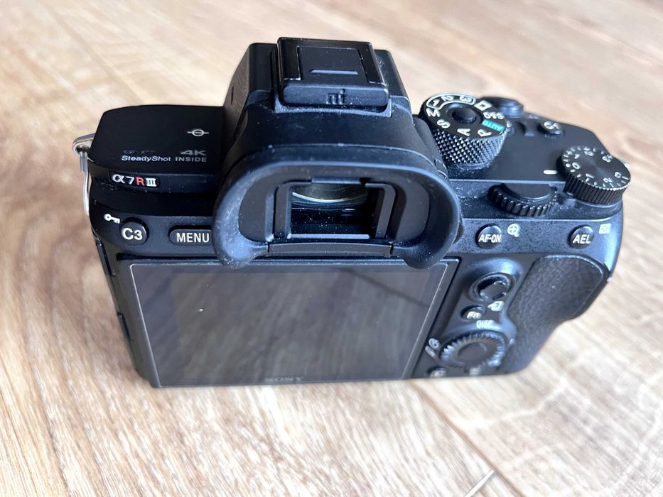 Aparat Sony Alpha 7 R III (A7R3) przeb 166k stan bdb minus