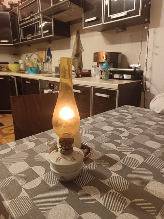 Stara lampa naftowa