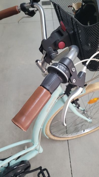 Bicicleta B-Twin Elops 320