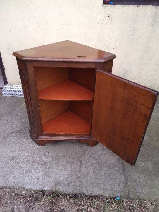 Antyczna komoda narożnikowa