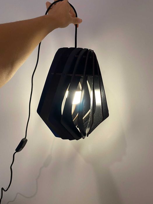 Candeeiro de tecto ou mesa BOMERANGO SPIN S mdf lacado preto