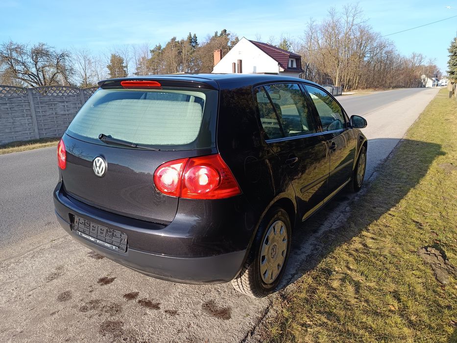VW Golf V. Z Niemiec