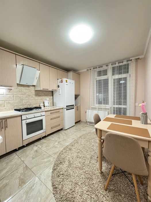 Оренда 1 кімнатної квартири по вул Овочева, новобудова.