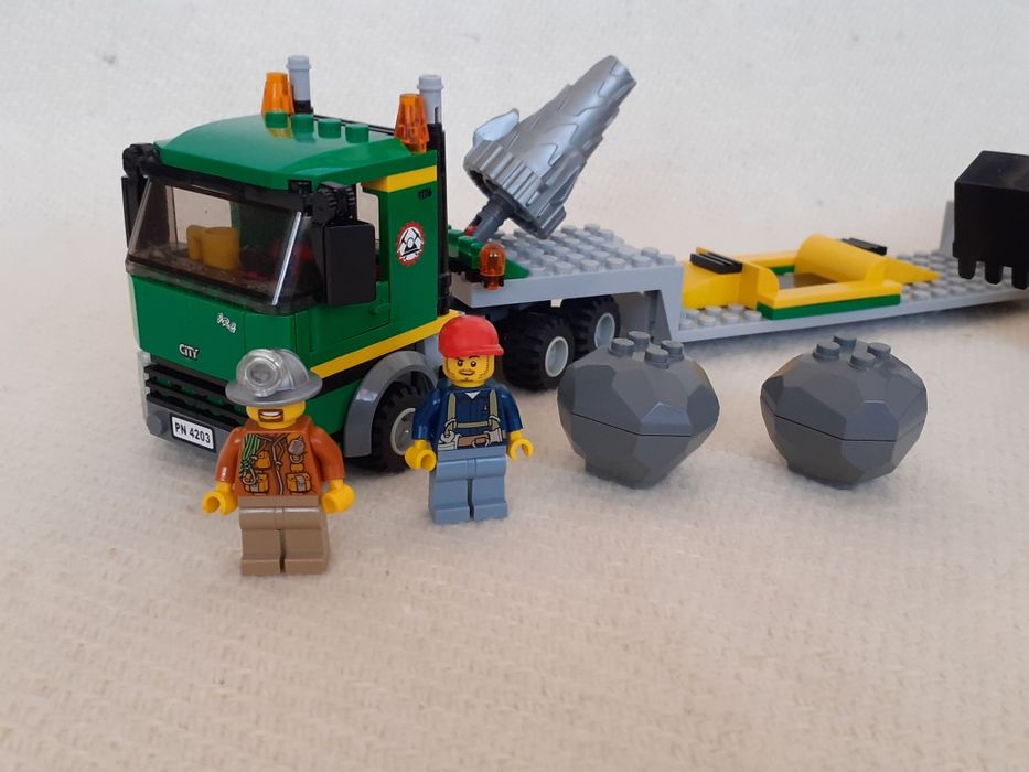 Lego City 4203 - Koparka z transporterem