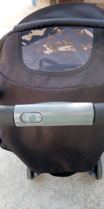 Carrinho bebe Chicco com ovo e base fixação do mesmo.