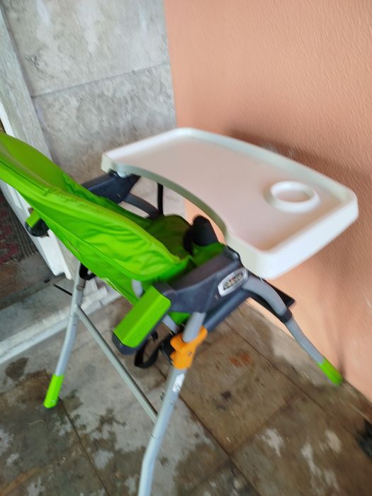 Vendo cadeira de alimentação para bebé  Chicco