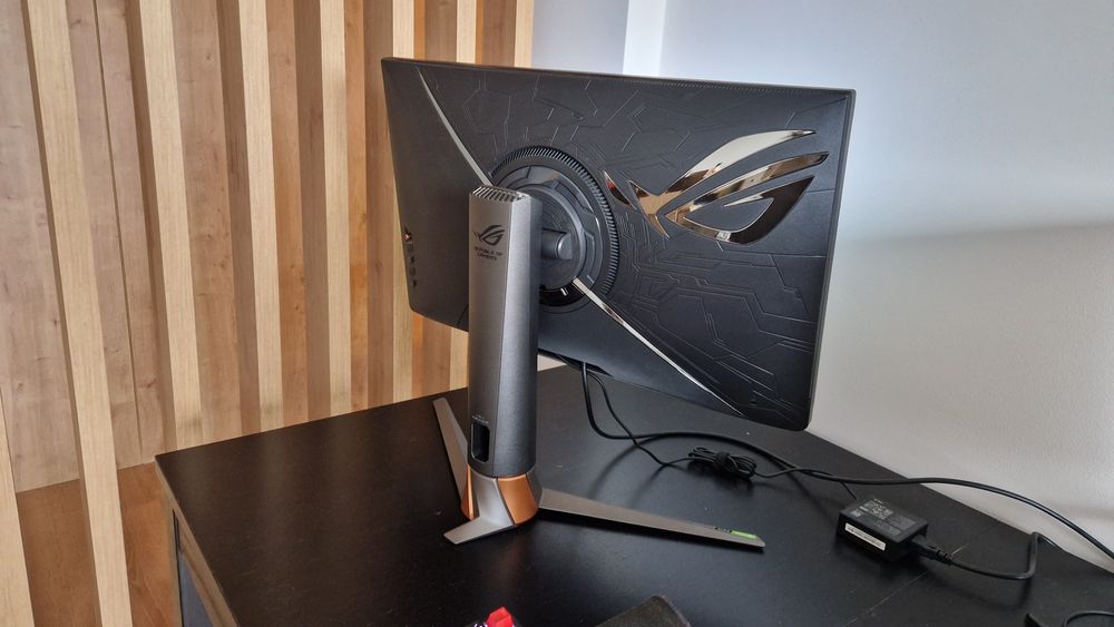 ASUS ROG Swift PG27UQR – 27” 4K 160Hz – Com Garantia