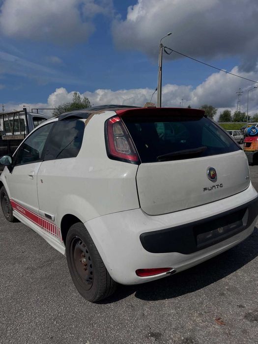 Fiat Grande Punto Evo 2012 para peças