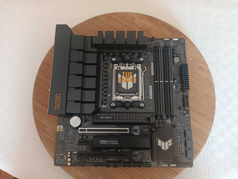 Motherboard Asus TUF B650M-Plus Gaming WiFi (Micro-ATX, AMD, AM5)