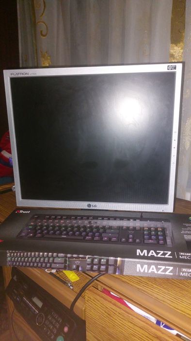 Монітор Л.Ж. б у