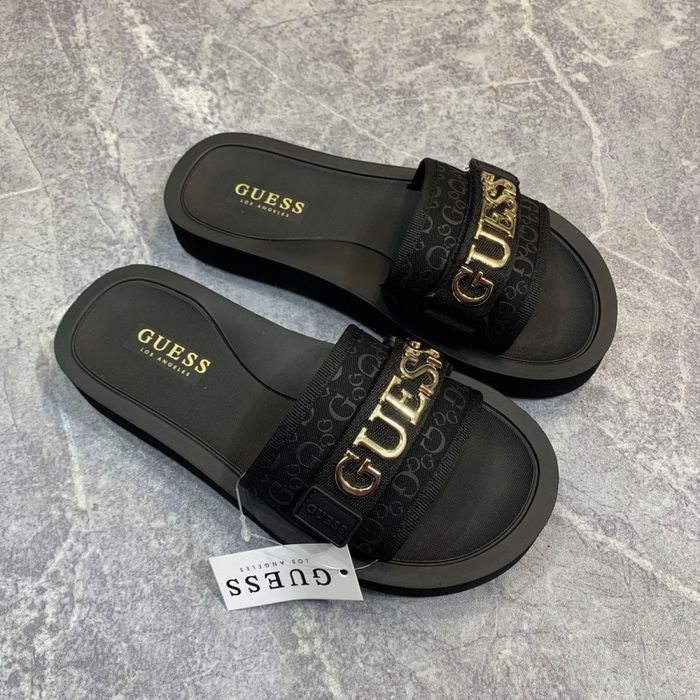Шлепки Guess 37, 38,39 оригінал