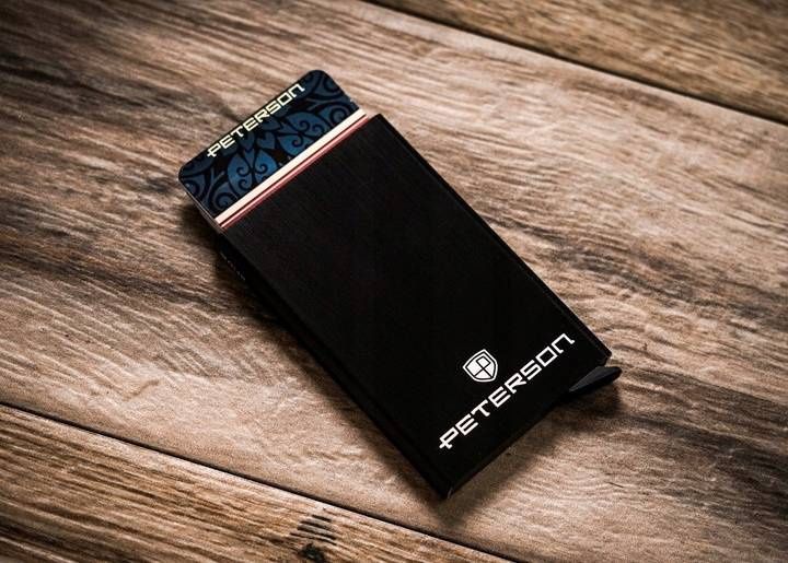 zestaw prezentowy: skórzany portfe męski i aluminiowe etui na karty