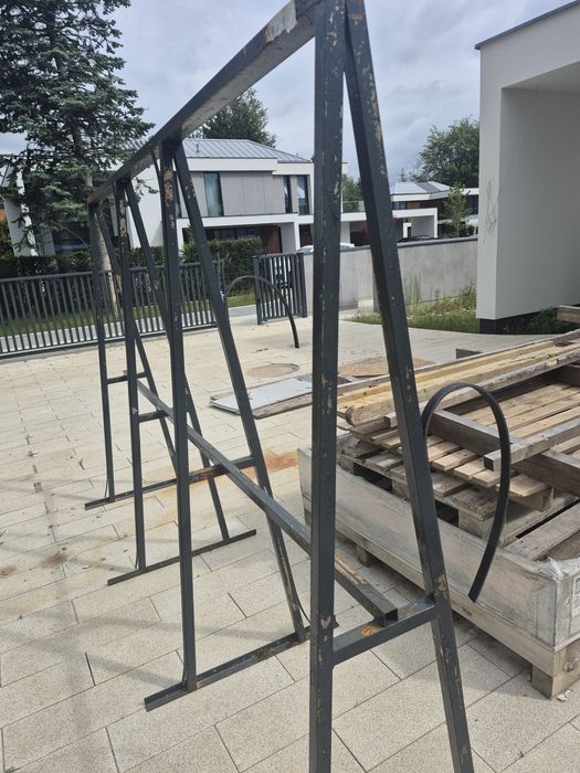 Stojak do szyb lub płytek