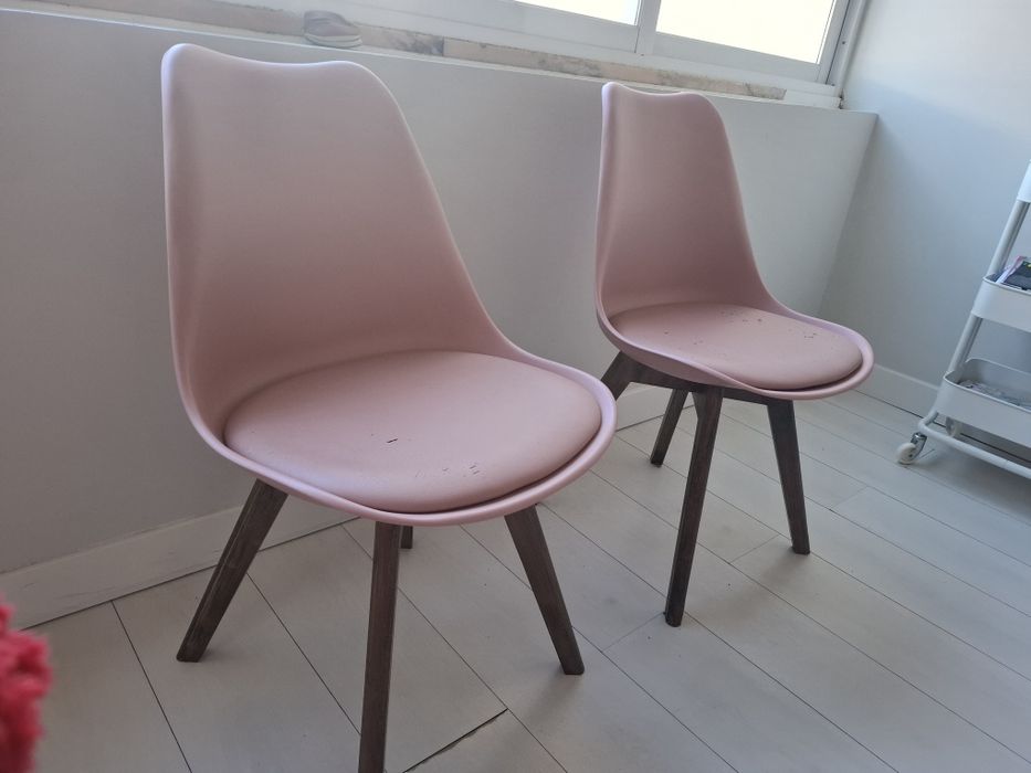 Mesa de jantar + 4 cadeiras