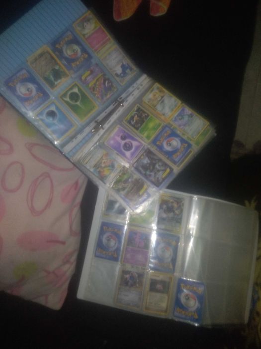 Vendo mais 200 cartas Pokémon