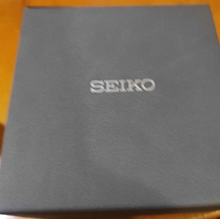 lindo relogio seiko solar praticamente novo com caixa