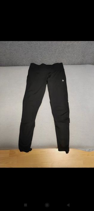 Leginsy sportowe czarne