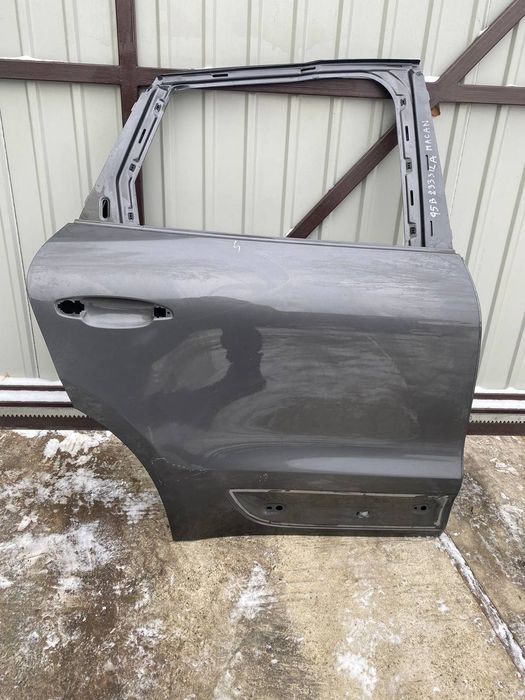 Porsche macan 95b двері задні праві