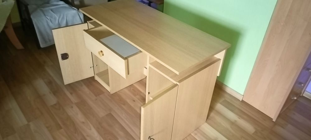 Biurko szkolne młodzieżowe