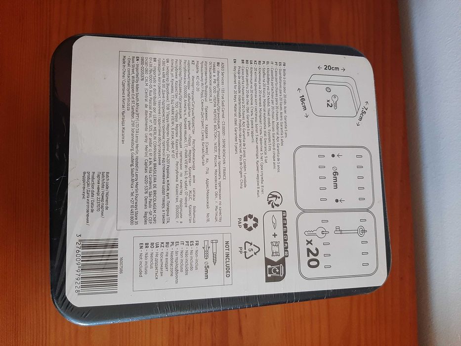 Chaveiro de parede em aço