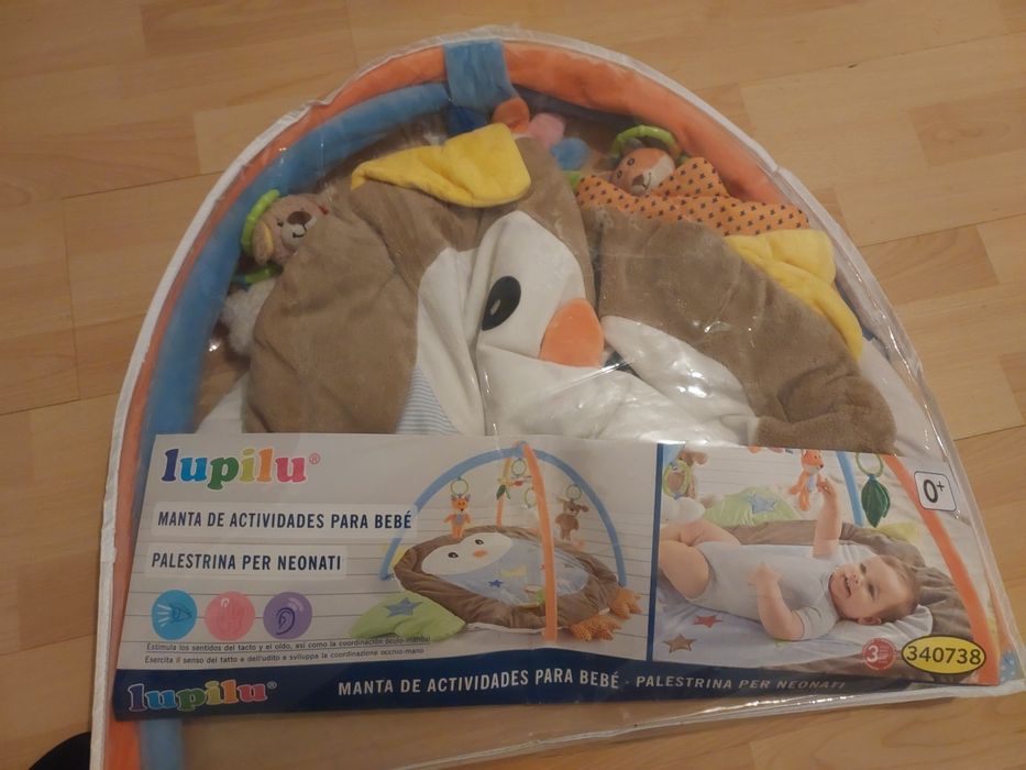 Manta de activodades para bebé