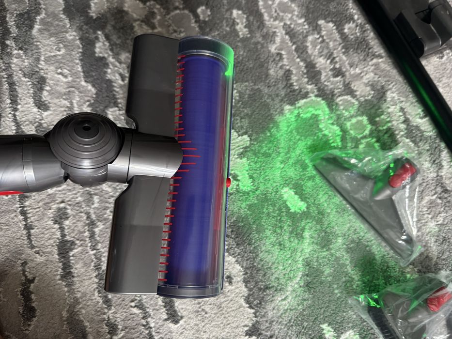 Пилосос Dyson V8