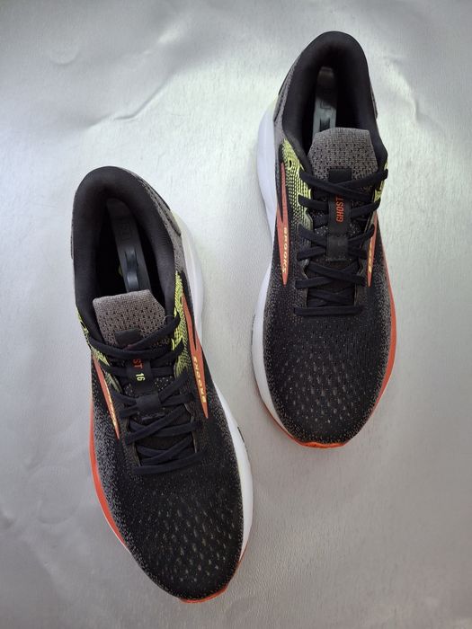 Кроссовки Brooks Ghost 16  Black Mandarin Red
