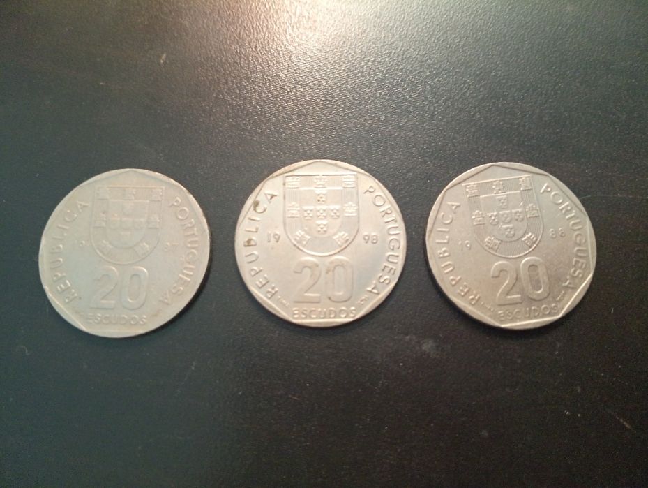 3 moedas de 20 escudos - Portugal 1988 / 1987 / 1998