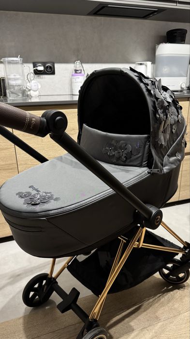 Gondola Mios 3.0 2 tapicerki simply flowers grey/spring blossom light