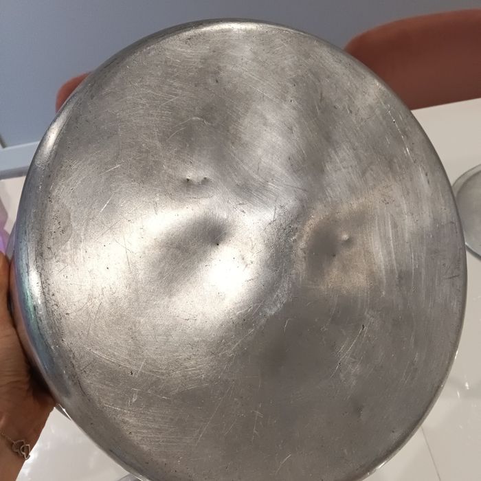 Tacho/panela grande em alumínio