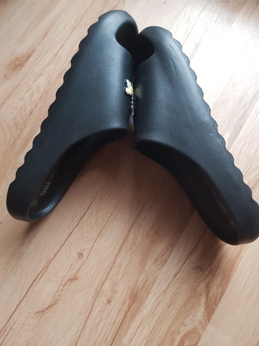 Nowe klapki męskie  marki  The Simpsons rozmiar 46