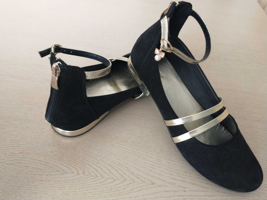 Buty dla dziewczynki 37