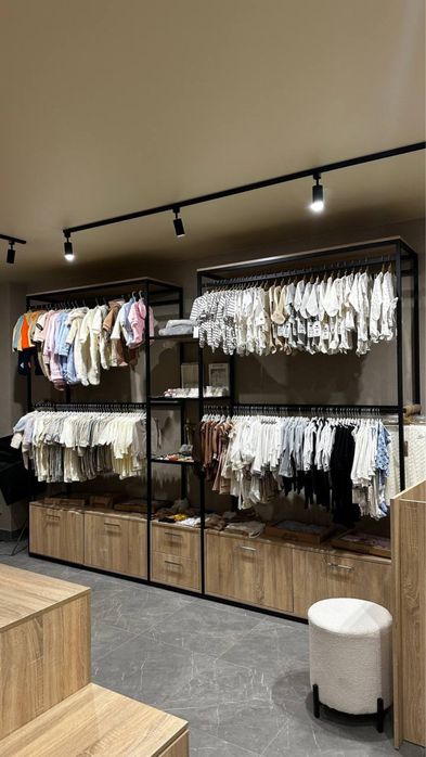 Стелаж в ідеальному стані