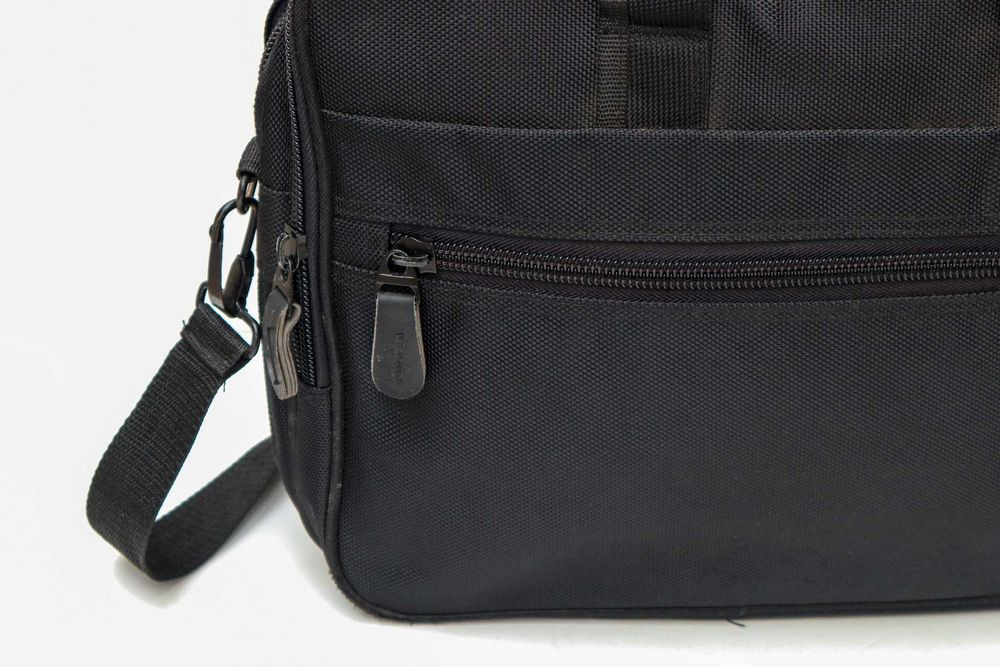 Bolsa Mala transporte de mão ou de ombro muito bom estado