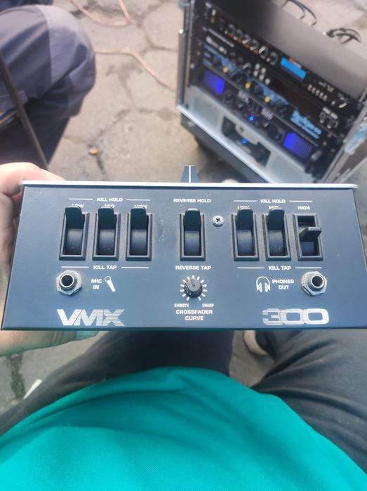 Behringer pro mikser Vmx 300