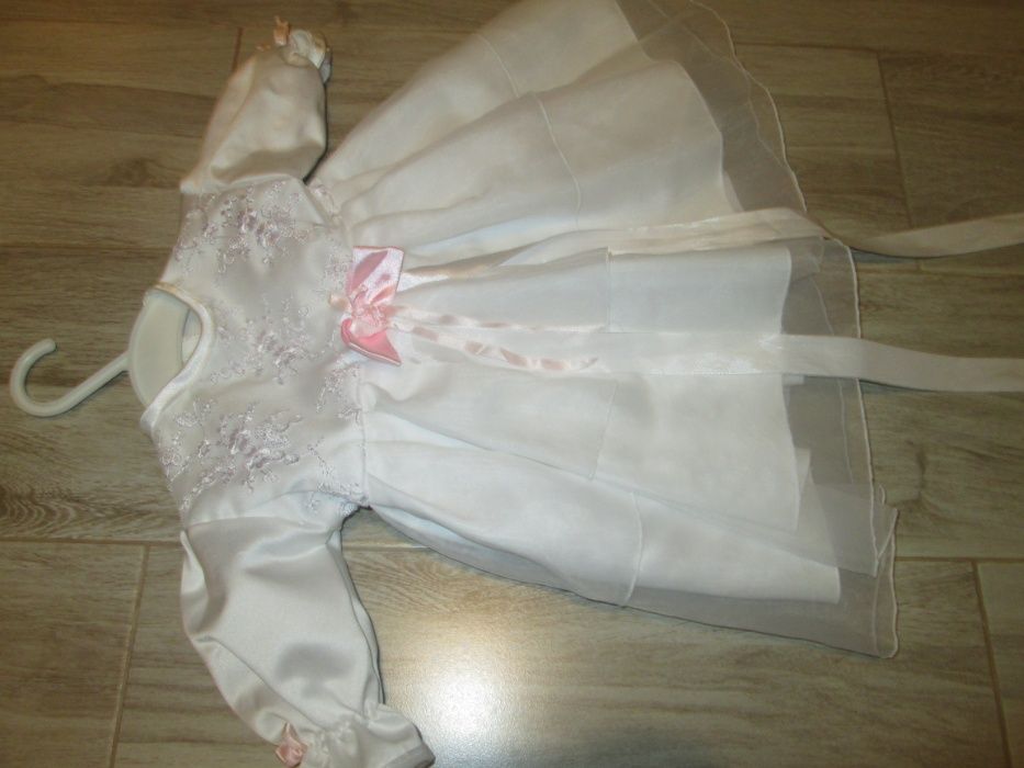 Sukienka CHRZEST + buciki KOMPLET r.62