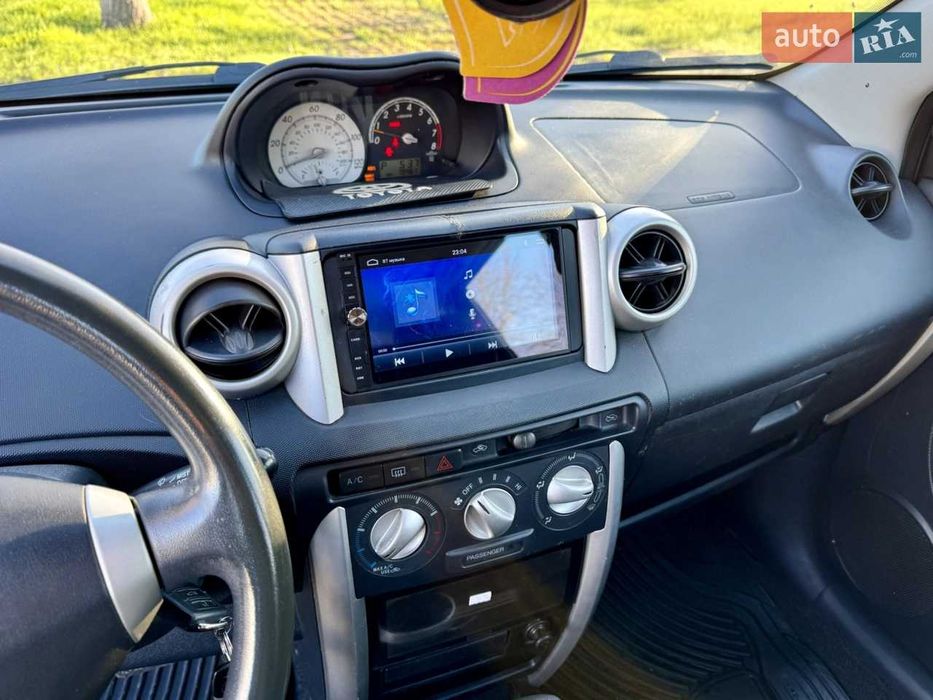 Продам Scion xA 2004