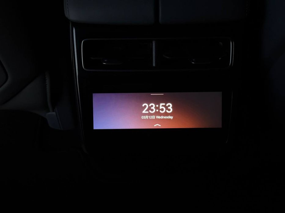 Zeekr 001 2024 стильный электрокар